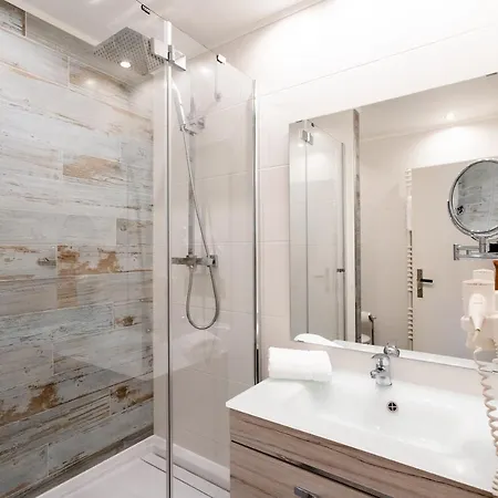 Von Stephan מלון ווסטרלנד