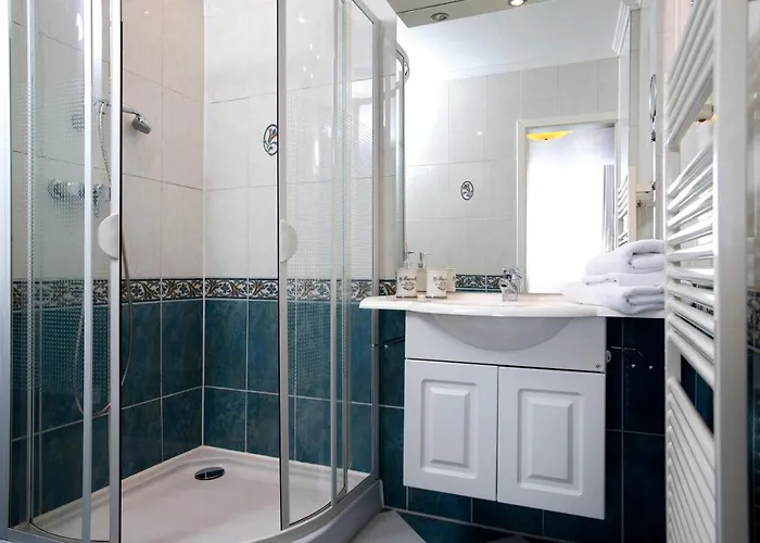 Von Stephan Hotel 3*